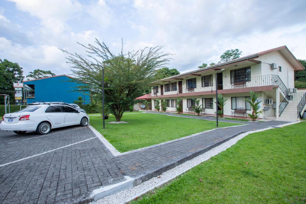 Condo'S Vista Al Volcan La Fortuna Exterior photo